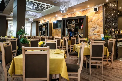 INFINITY HOTEL PARK - SPA Restaurants