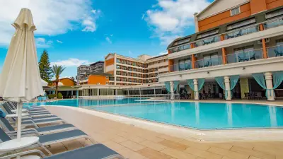 INSULA RESORT - SPA Bars