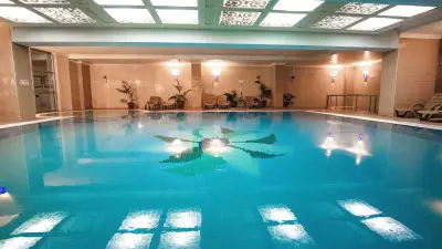 INSULA RESORT - SPA Pools & Beach
