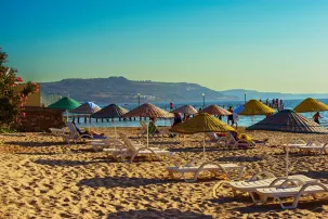 IRIS HOTEL AND SPA Pools & Beach
