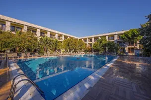IRIS HOTEL AND SPA General Images