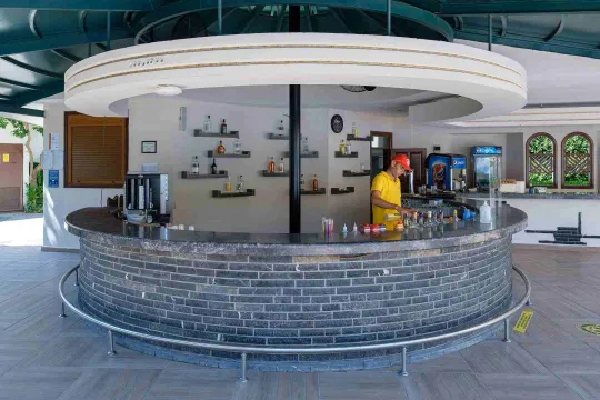 ISLA PANORAMA Bars