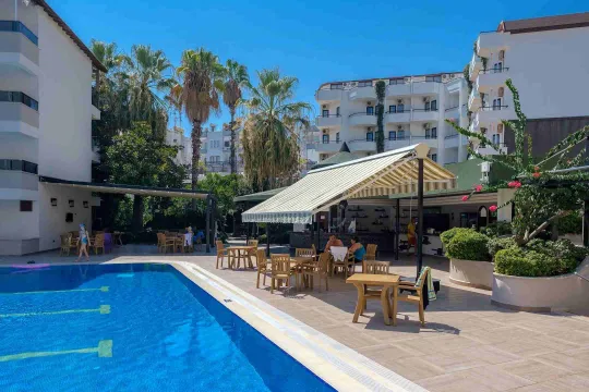 ISLA PANORAMA Pools & Beach