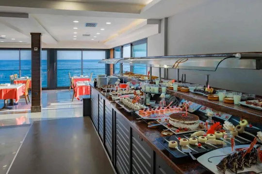 ISLA PANORAMA Restaurants