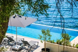 ISOLINA HOTEL Pools & Beach