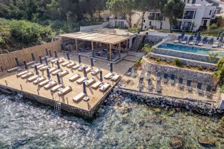 ISOLINA HOTEL Pools & Beach