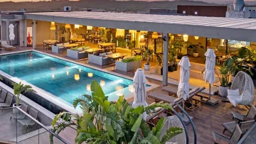 JACARANDA LUXURY RESORT Restaurants