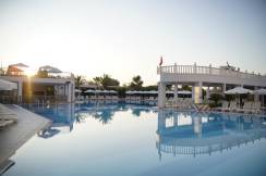 JADORE DELUXE HOTEL - SPA Pools & Beach