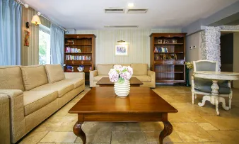 JOYA DEL MAR Lobby