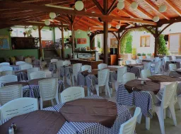 JULIA HOTEL Restaurants