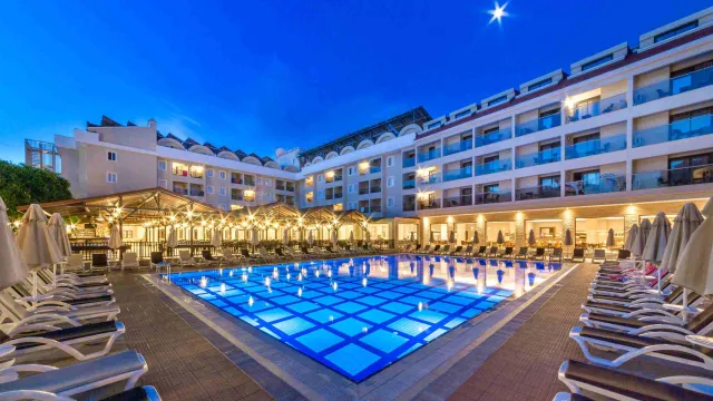 JULIAN CLUB HOTEL