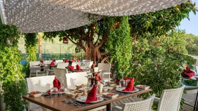 JUSTINIANO DELUXE RESORT Restaurants