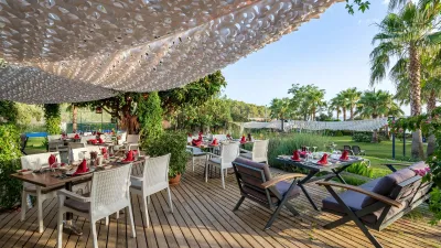 JUSTINIANO DELUXE RESORT Restaurants