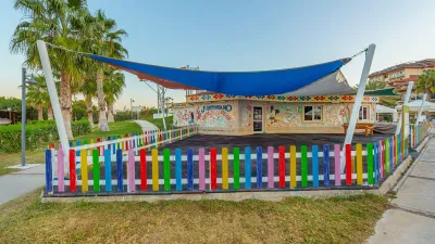 JUSTINIANO PARK CONTI Mini Club
