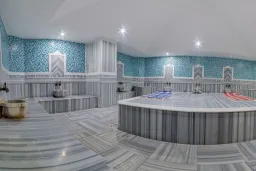 JUSTINIANO PARK CONTI Spa
