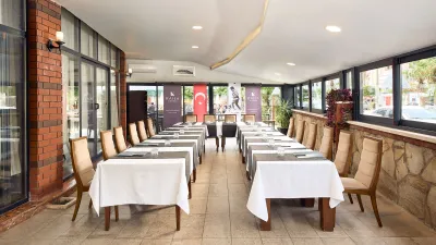 KAILA CITY HOTEL Restaurants
