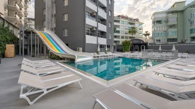 KAILA KRIZANTEM HOTEL Pools & Beach