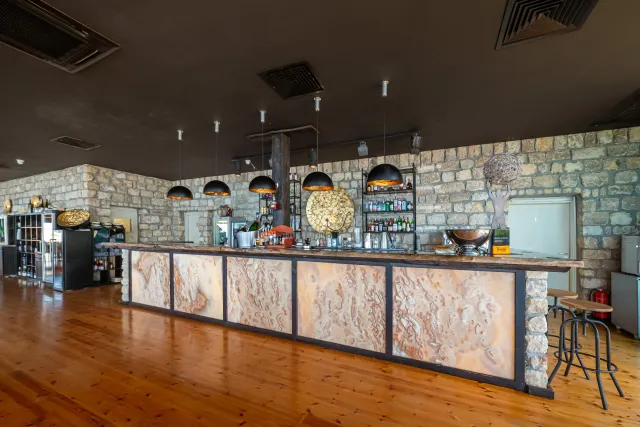 KALIAKRIA RESORT Bars