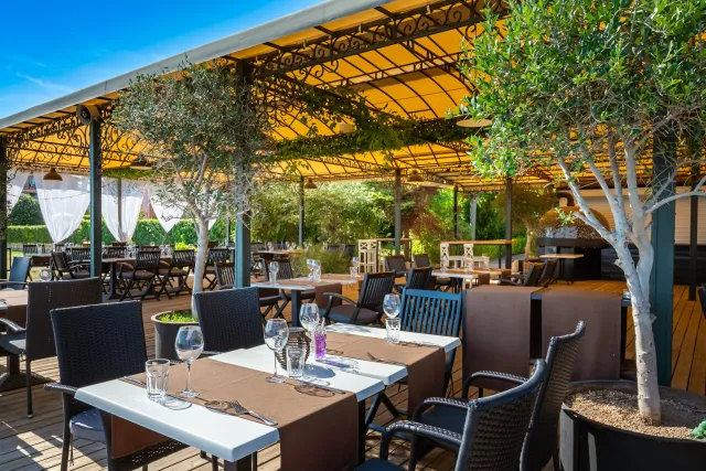 KALIAKRIA RESORT Restaurants