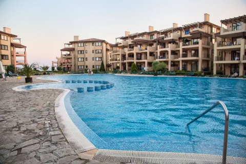KALIAKRIA RESORT Pools & Beach