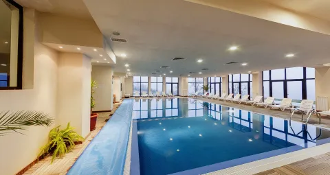 KALINA PALACE HOTEL Pools & Beach