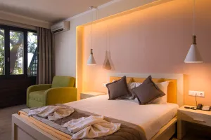 KALLISTI APART HOTEL Rooms
