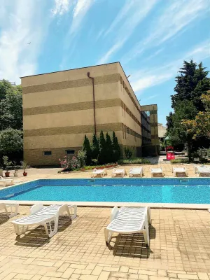 KAMENEC HOTEL NESSEBAR Pools & Beach
