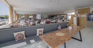 KARBEL BEACH HOTEL Restaurants