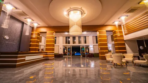 KARYA FAMILY RESORT Lobby