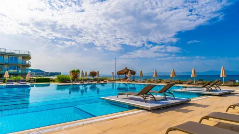 KARYA FAMILY RESORT Pools & Beach