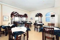KASSANDRA BAY VILLAGE Restaurants