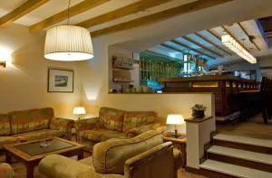 KATARINO SPA HOTEL Bars