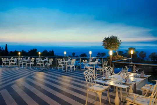 KAYA HOTEL SIDE Restaurants