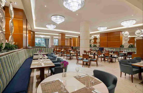 KAYA PALAZZO GOLF RESORT Restaurants