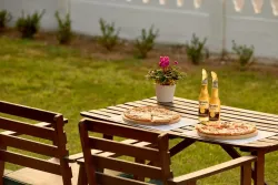 KAZAVITI HOTEL APARTMENTS Restaurants