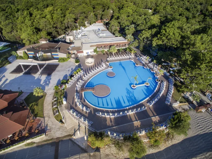 KIMEROS PARK HOLIDAY VILLAGE Pools & Beach