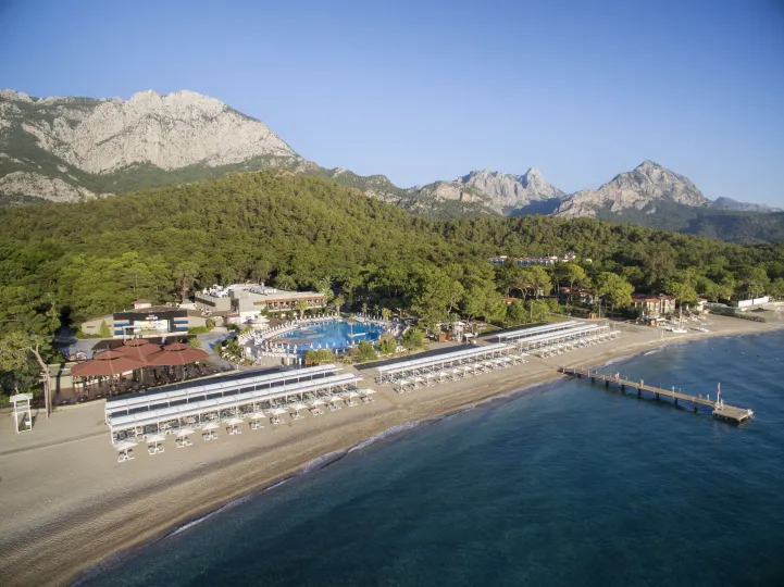 KIMEROS PARK HOLIDAY VILLAGE Pools & Beach