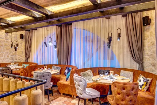 KIPARIS HOTEL - SPA Restaurants