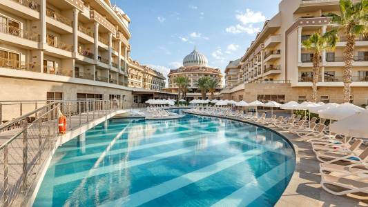KIRMAN BELAZUR RESORT-SPA Pools & Beach