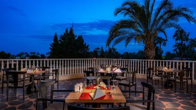 KIRMAN PREMIUM ARYCANDA DE LUXE Restaurants