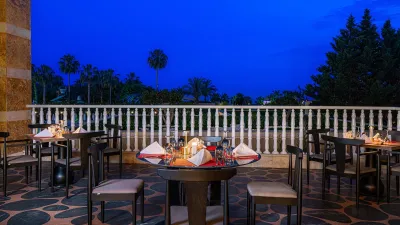 KIRMAN PREMIUM ARYCANDA DE LUXE Restaurants