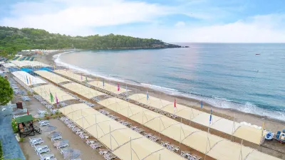 KIRMAN PREMIUM ARYCANDA DE LUXE Pools & Beach