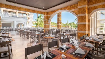 KIRMAN PREMIUM ARYCANDA DE LUXE Restaurants
