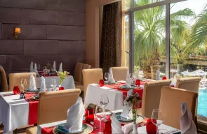 KIRMAN PREMIUM LEODIKYA RESORT Restaurants