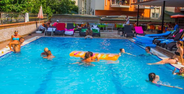 KLEOPATRA ADA BEACH HOTEL Pools & Beach