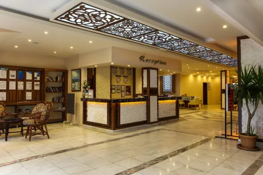KLEOPATRA BEACH HOTEL Lobby