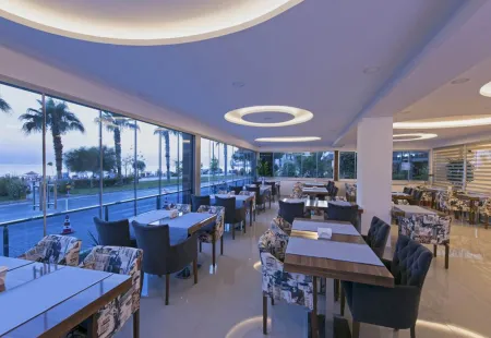 KLEOPATRA LIFE Restaurants