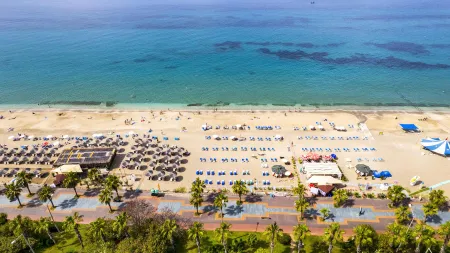 KLEOPATRA ROYAL PALM Pools & Beach