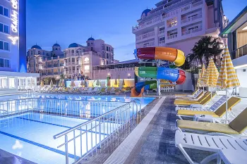 KOLIBRI HOTEL Pools & Beach