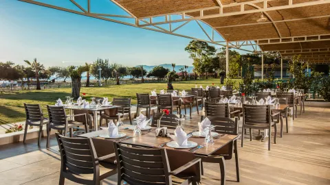 KORUMAR EPHESUS BEACH AND SPA RESORT Restaurants